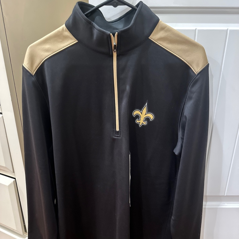 Never Worn Mens Medium Saints 1/4 zip pullover